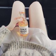 唯美好看的小细腿女生图片