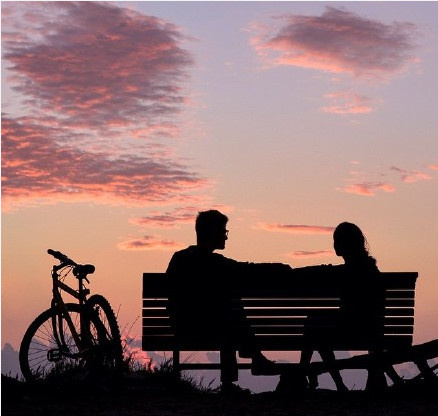 甜蜜温馨浪漫情侣图片 我们白发如雪相视而笑