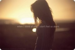 颓废伤心的qq女生签名_孤独终老无泪就好