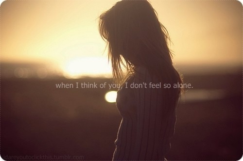 颓废伤心的qq女生签名_孤独终老无泪就好