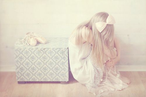 qq女生励志个性签名_面向阳光不见阴霾