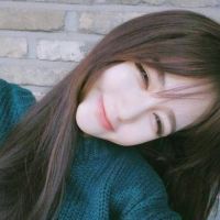 森系小清新女生头像 一天很短开心了就笑