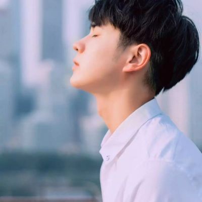 英俊潇洒的男生头像_我心中的男神