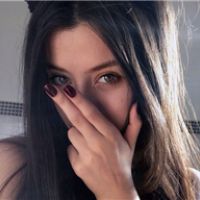 优雅妩媚的欧美女生头像_寻找曾经有你的风景