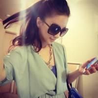 优雅妩媚的欧美女生头像_寻找曾经有你的风景