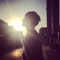 扣扣情侣头像一左一右带字