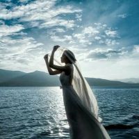 扣扣情侣头像一左一右带字