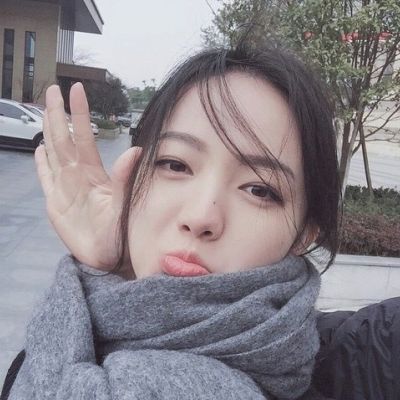 韩系小清新闺蜜头像一对两张 我送你出嫁可好