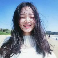 韩系可爱闺蜜头像一人一张_梨涡姑娘