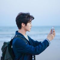 鹿晗最新微博头像_鹿晗用过的微博头像