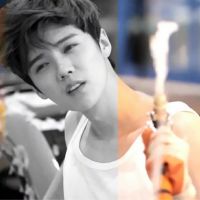 鹿晗最新微博头像_鹿晗用过的微博头像