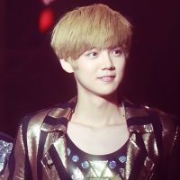 鹿晗最新微博头像_鹿晗用过的微博头像