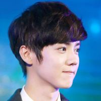 鹿晗最新微博头像_鹿晗用过的微博头像