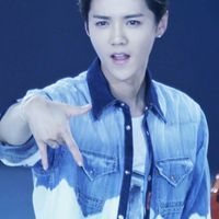 鹿晗最新微博头像_鹿晗用过的微博头像