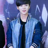 鹿晗最新微博头像_鹿晗用过的微博头像