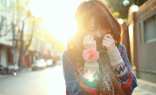 关于女生很心痛的个性签名