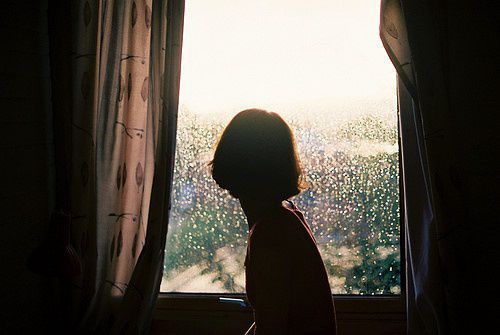 坚强久了的想哭的个性签名 如果不坚强软弱给谁看