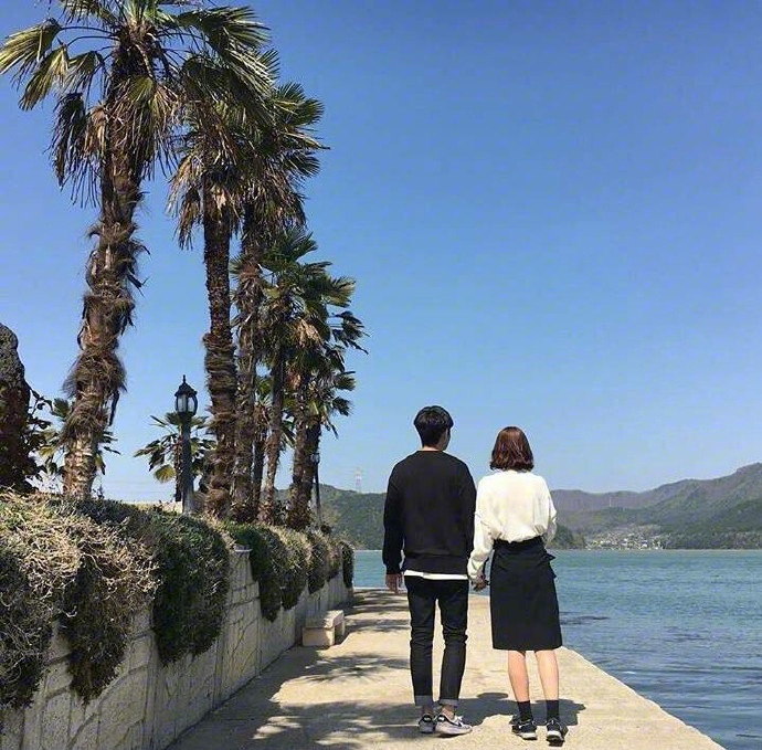 韩版最新情侣图片 浪漫海边情侣图片