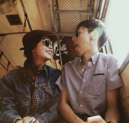 非主流幸福情侣图片 平凡中的陪伴最心安