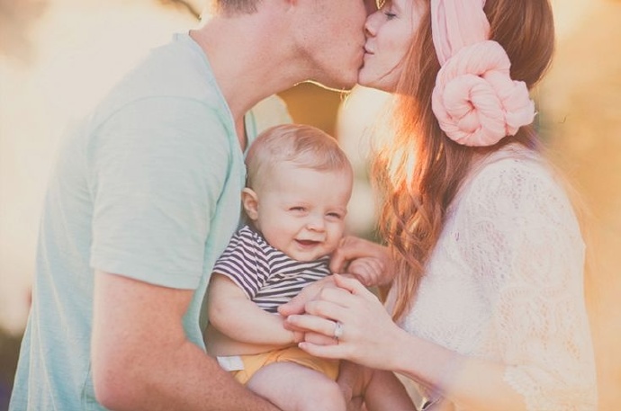 幸福的一家三口图片 相亲相爱的一家人