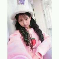 女生戴鸭舌帽的漂亮头像