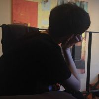 适合00后男生的背影头像