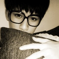 qq头像带眼镜男生00后 00后男生头像