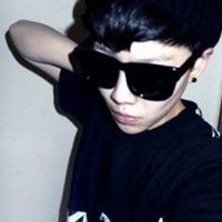 qq头像带眼镜男生00后 00后男生头像