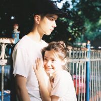 亲密互动的情侣头像 很亲密的情侣头像