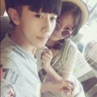 亲密互动的情侣头像 很亲密的情侣头像