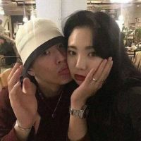 情侣之间很亲密照片头像