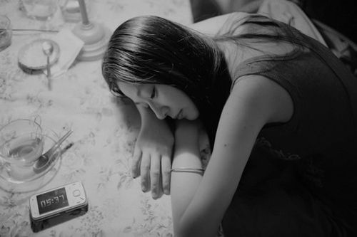 男生qq个性签名伤感 贱了自己也贱了流年