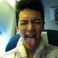 阳光男生微博头像_微信男生头像阳光