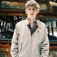 阳光男生微博头像_微信男生头像阳光