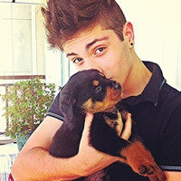 天真帅气的男生头像_你如阳光般温暖