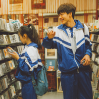 超恩爱的情侣qq头像_有你的陪伴真好