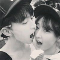 超恩爱的情侣qq头像_有你的陪伴真好