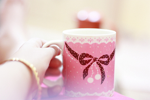 超拽伤感爱情个性签名_我的心缺了一个洞