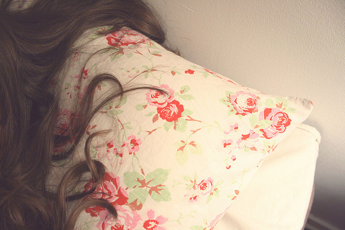 伤感爱情微信个性签名_请把爱情还给我