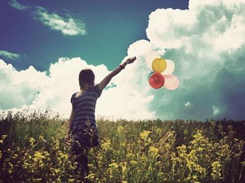 关于爱情的伤感悲伤签名_流年落寞了谁的芳华