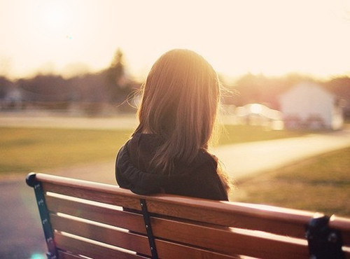 非主流女生霸气个性签名_一声姐妹大过天