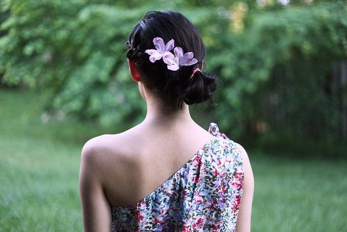 扣扣个性签名伤感语句_时间是最好的毒药