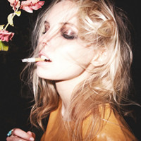 qq意境女生头像欧美_微博女生意境头像欧美