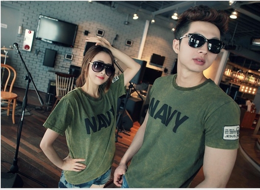 非主流情侣图片一左一右