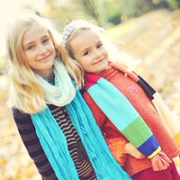 姐妹两人qq头像_有你陪伴的温暖时光