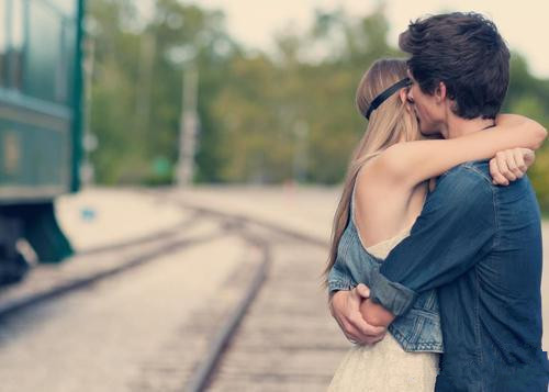 非主流情侣拥抱图片大全