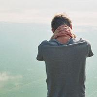 帅气背影男生头像_微信男生背影头像