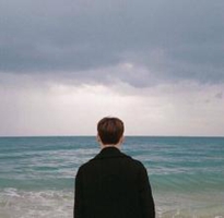 帅气背影男生头像_微信男生背影头像