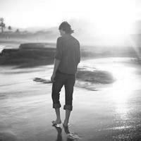 帅气背影男生头像_微信男生背影头像