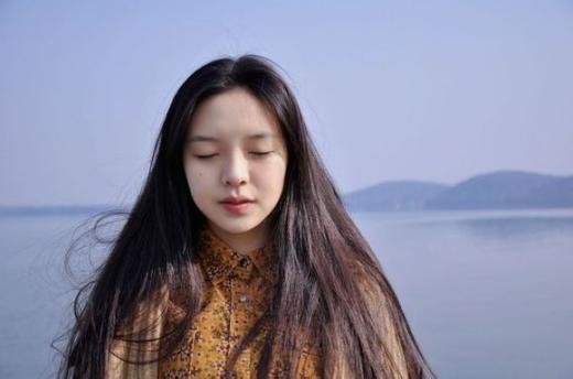 非主流直发女生图片